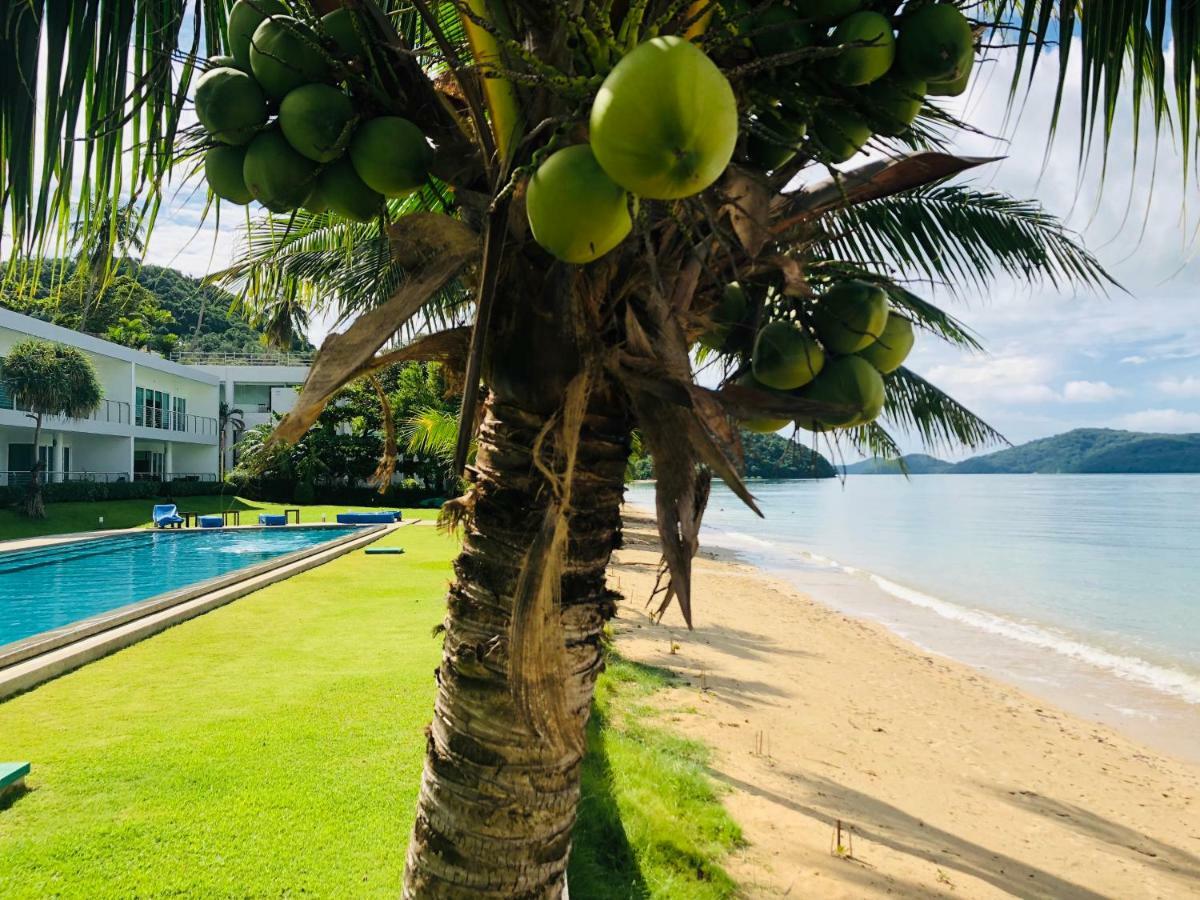 D-Lux 4 Bed Beachfront Apartment With Sea View Panwa Beach Exteriör bild